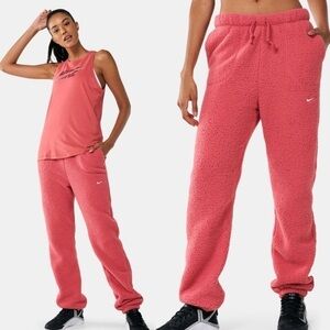Nike Tech Fleece Cozy‎ Chenille Pink Sweatpants